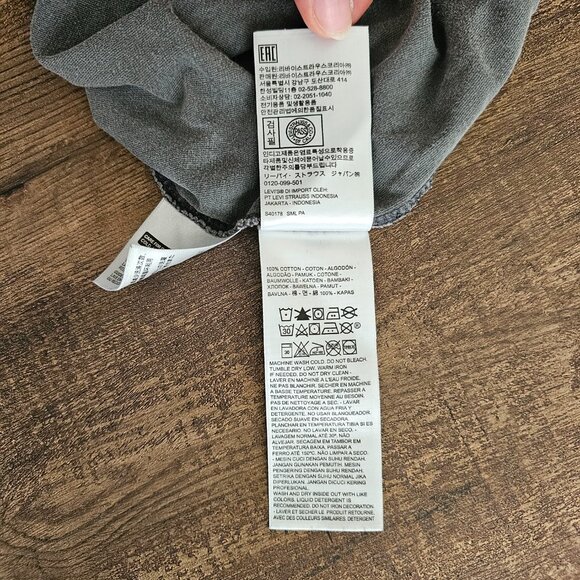 Levi’s Boxtab Graphic Tee T-Shirt Small, Grey - Picture 7 of 8